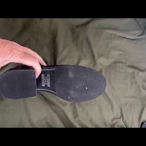Like New Tom’s booties